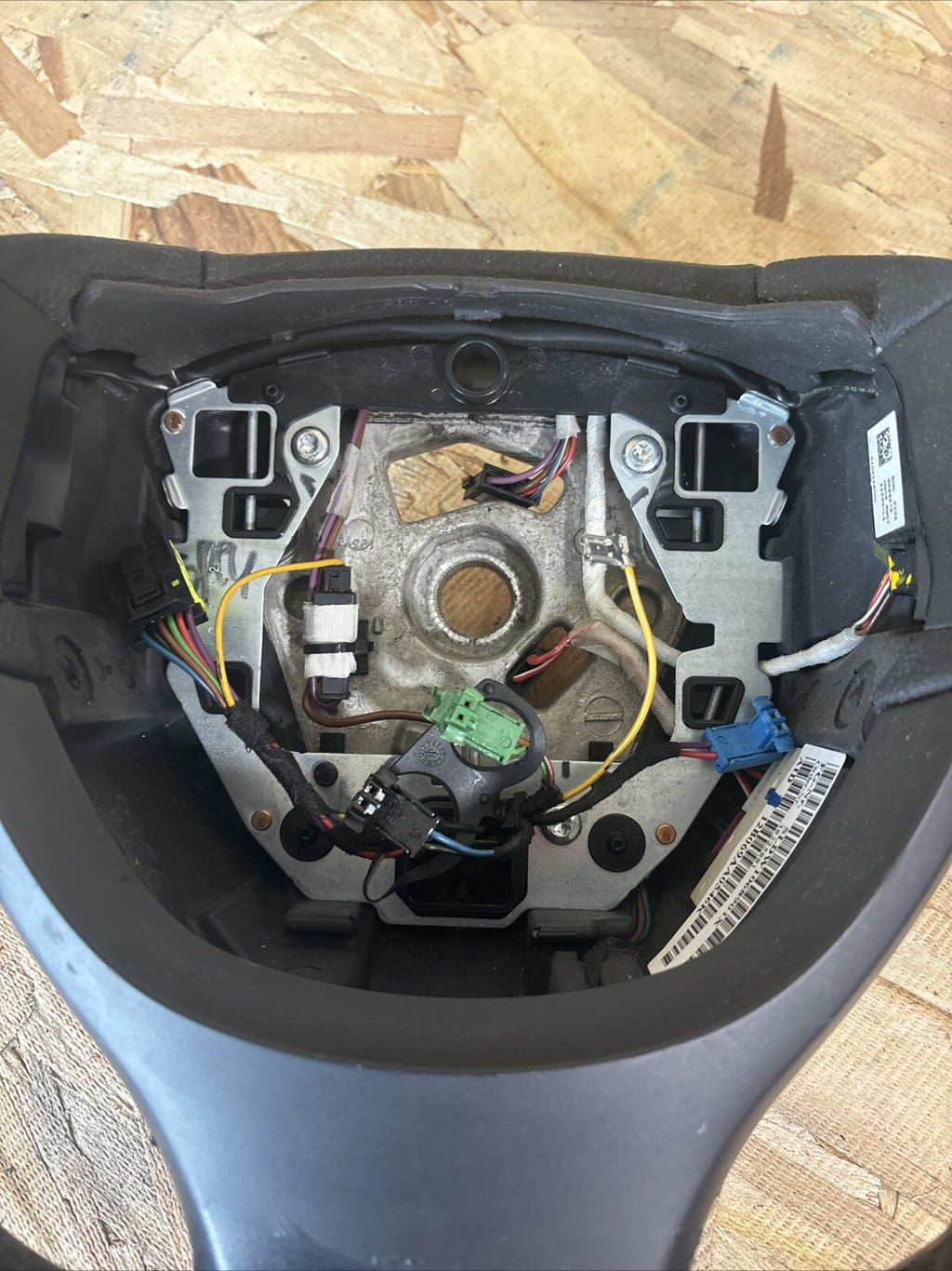 BMW 5 F10 F11 2011 Steering wheel 3385F011 AAL91