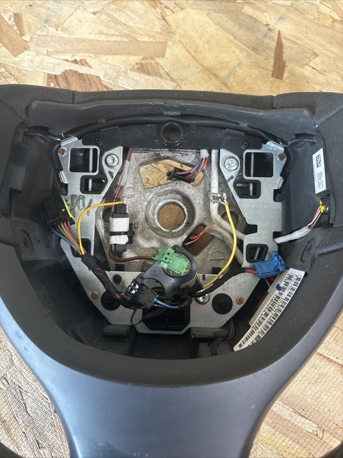 BMW 5 F10 F11 2011 Steering wheel 3385F011 AAL91