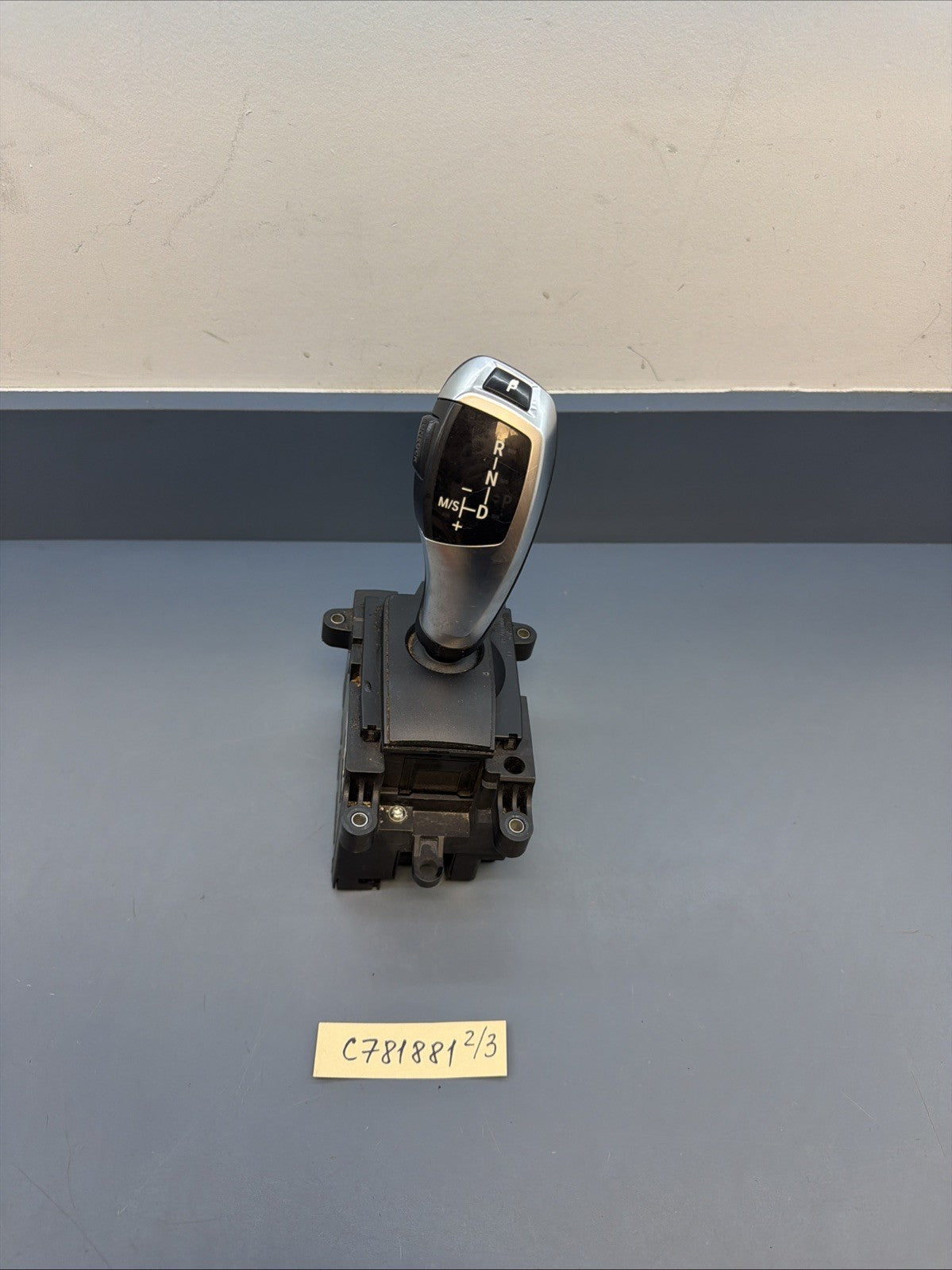 11-16 BMW 5 7 SERIES AUTOMATIC GEAR SHIFTER SELECTOR SHIFT KNOB OEM 9239504