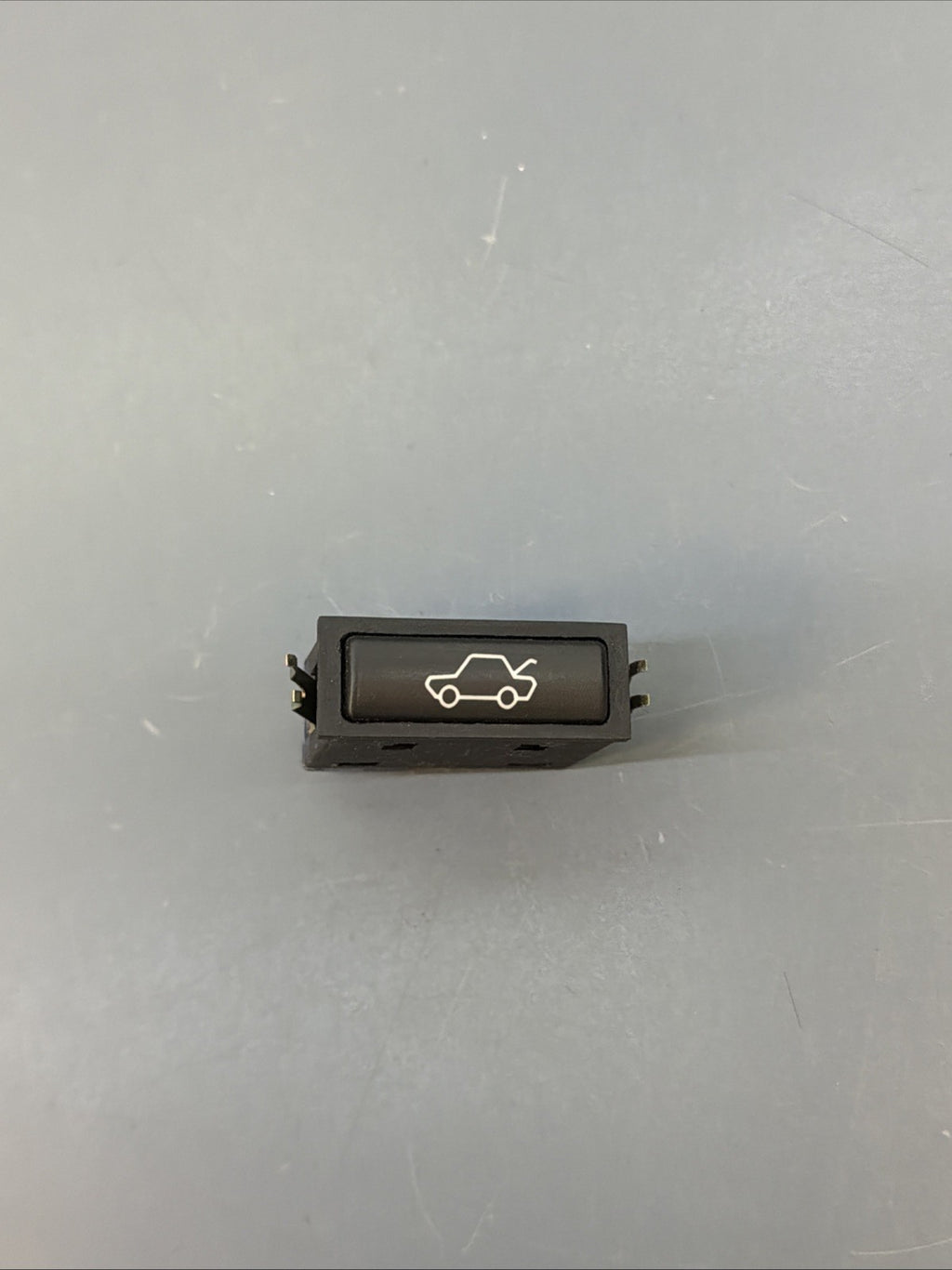 BMW 93-08 E46 E39 E38 E53 E85 3/5/7 SERIES X5 Z4 TRUNK UNLOCKING SWITCH 8365579