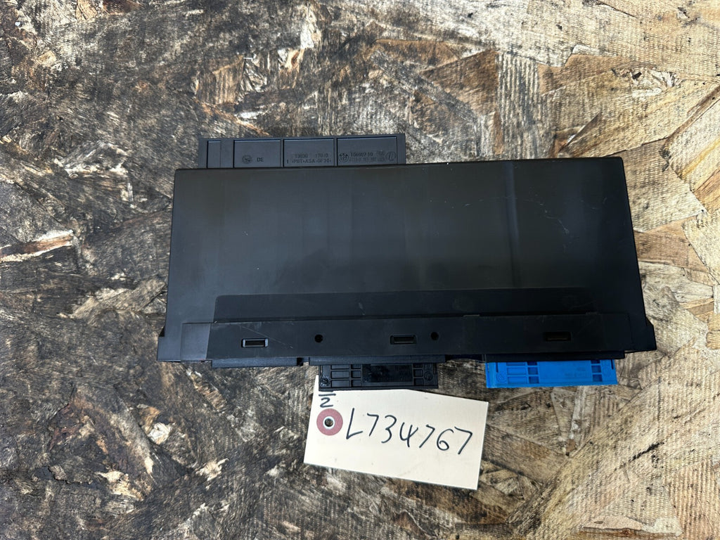 BMW 2011-2017 F25 X3 BODY JUNCTION BOX MODULE OEM 9267534