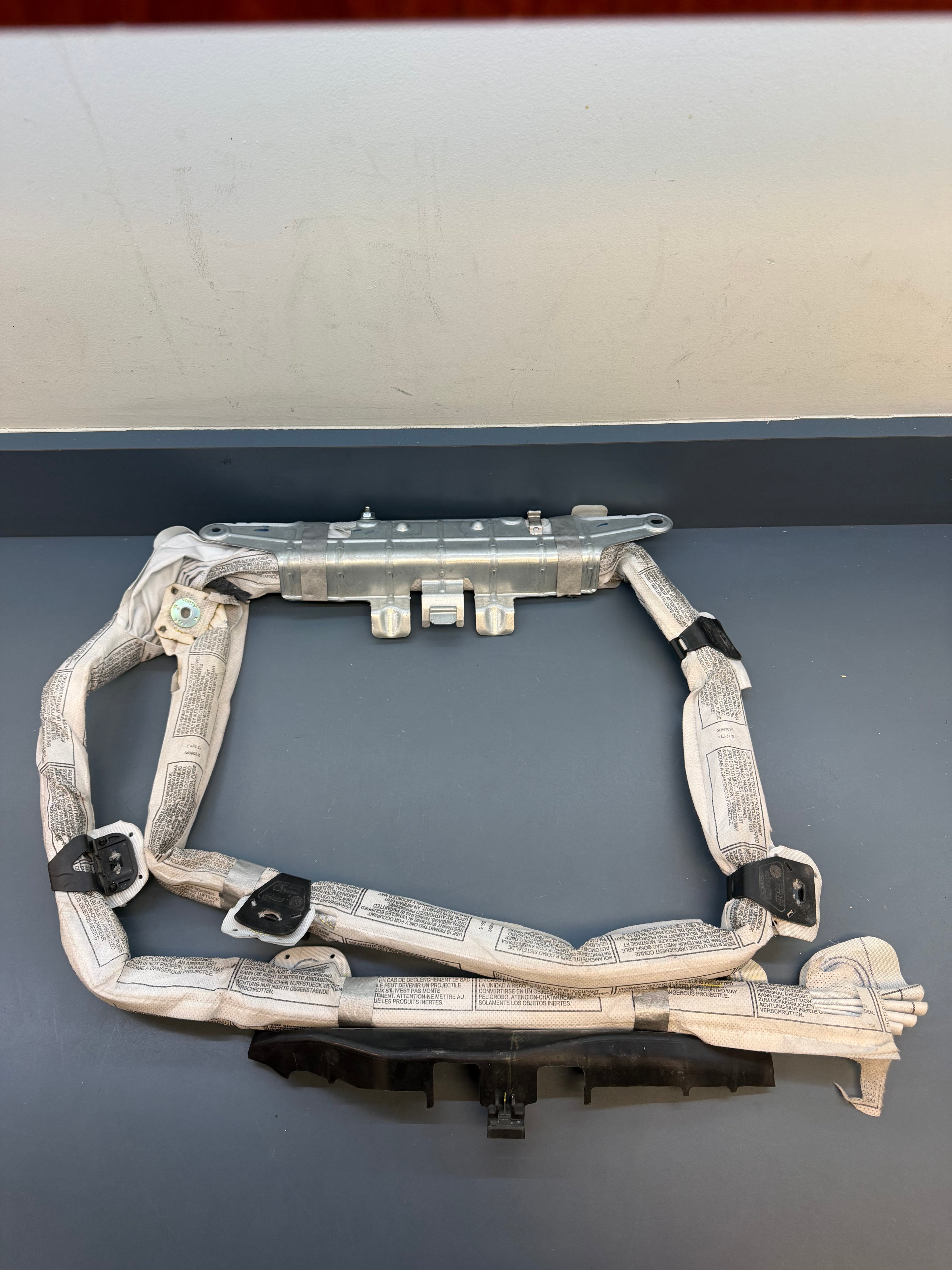 BMW F25 Right side Curtain Airbag 85918222614E