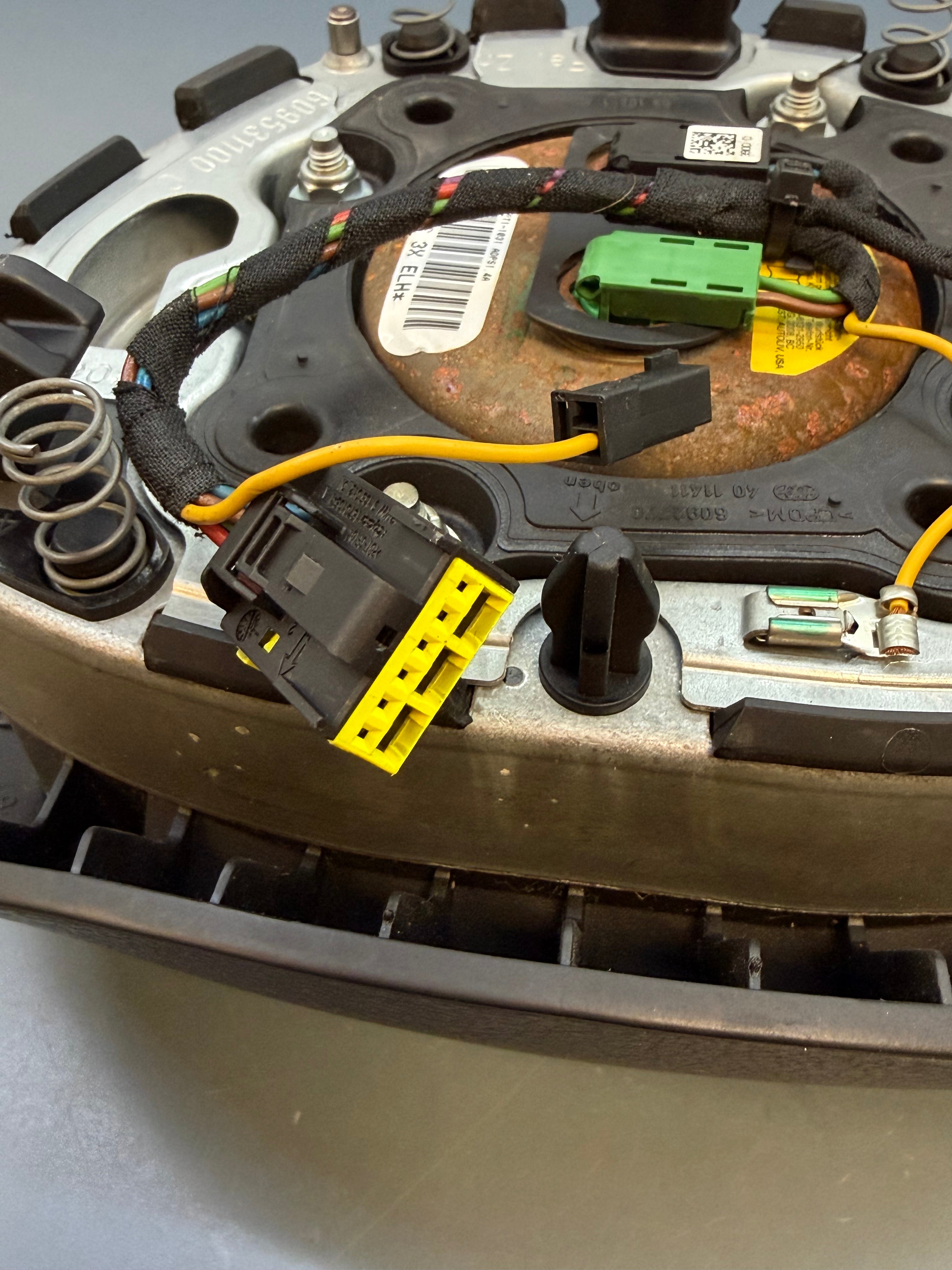BMW F01 Steering Wheel Airbag