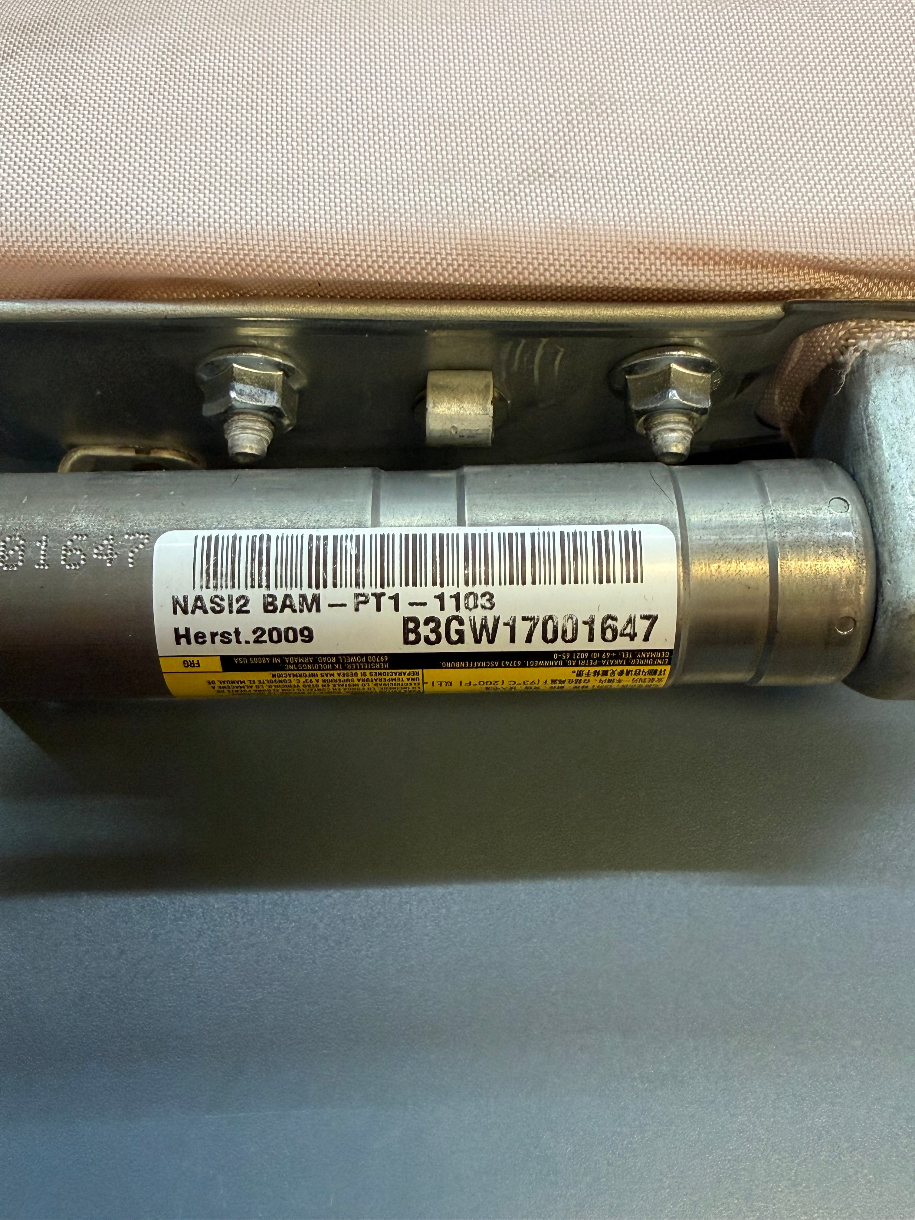 BMW E88 Convertible Driver side Knee Airbag KU698499404P