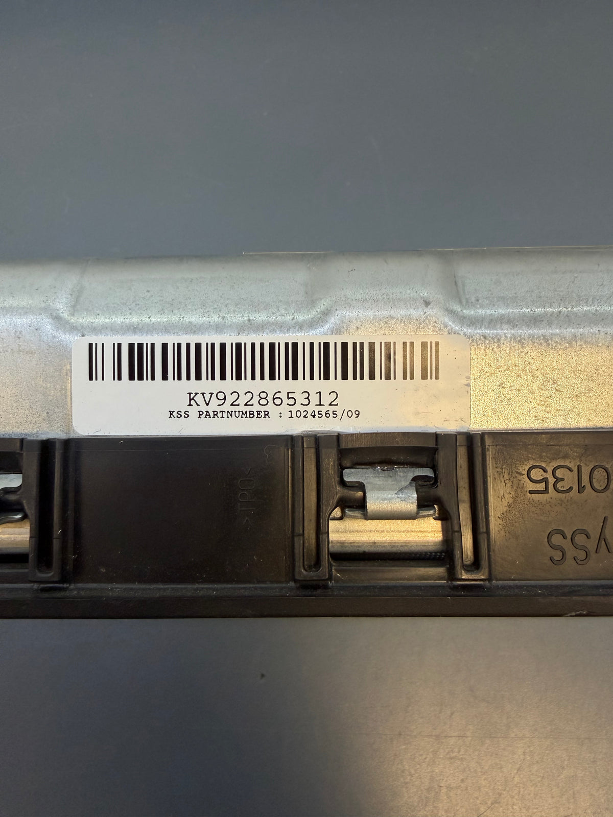 BMW F30 Right side Knees Airbag KV922865312