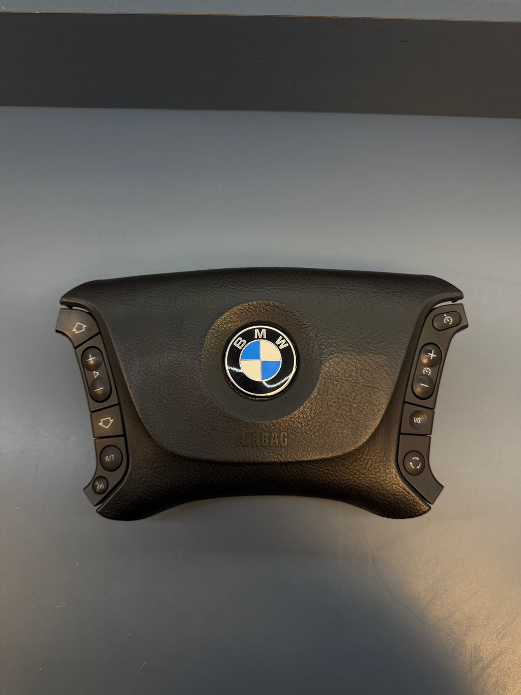 BMW E39 Steering Wheel Square Airbag