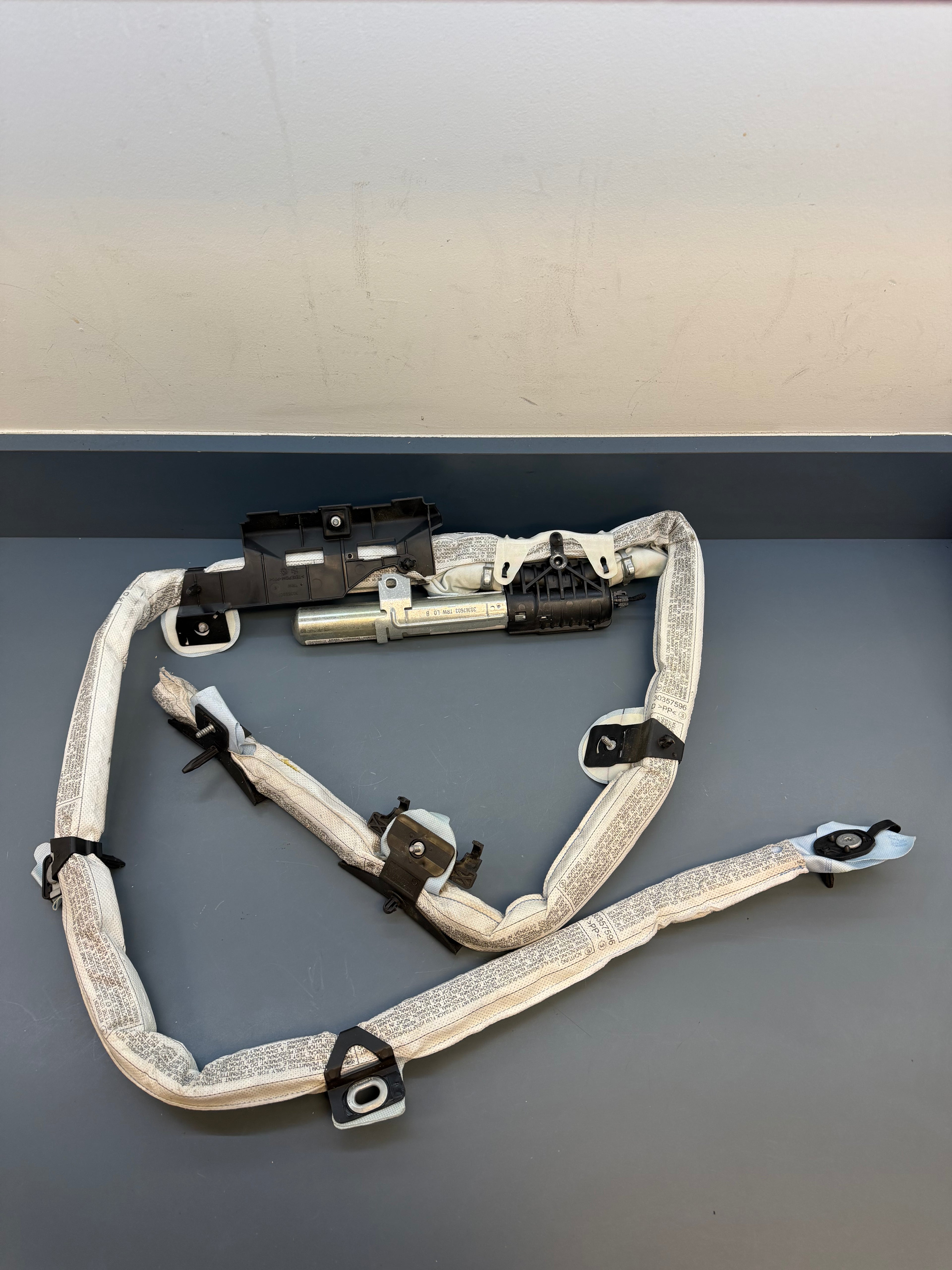BMW E90 Right side Curtain Airbag