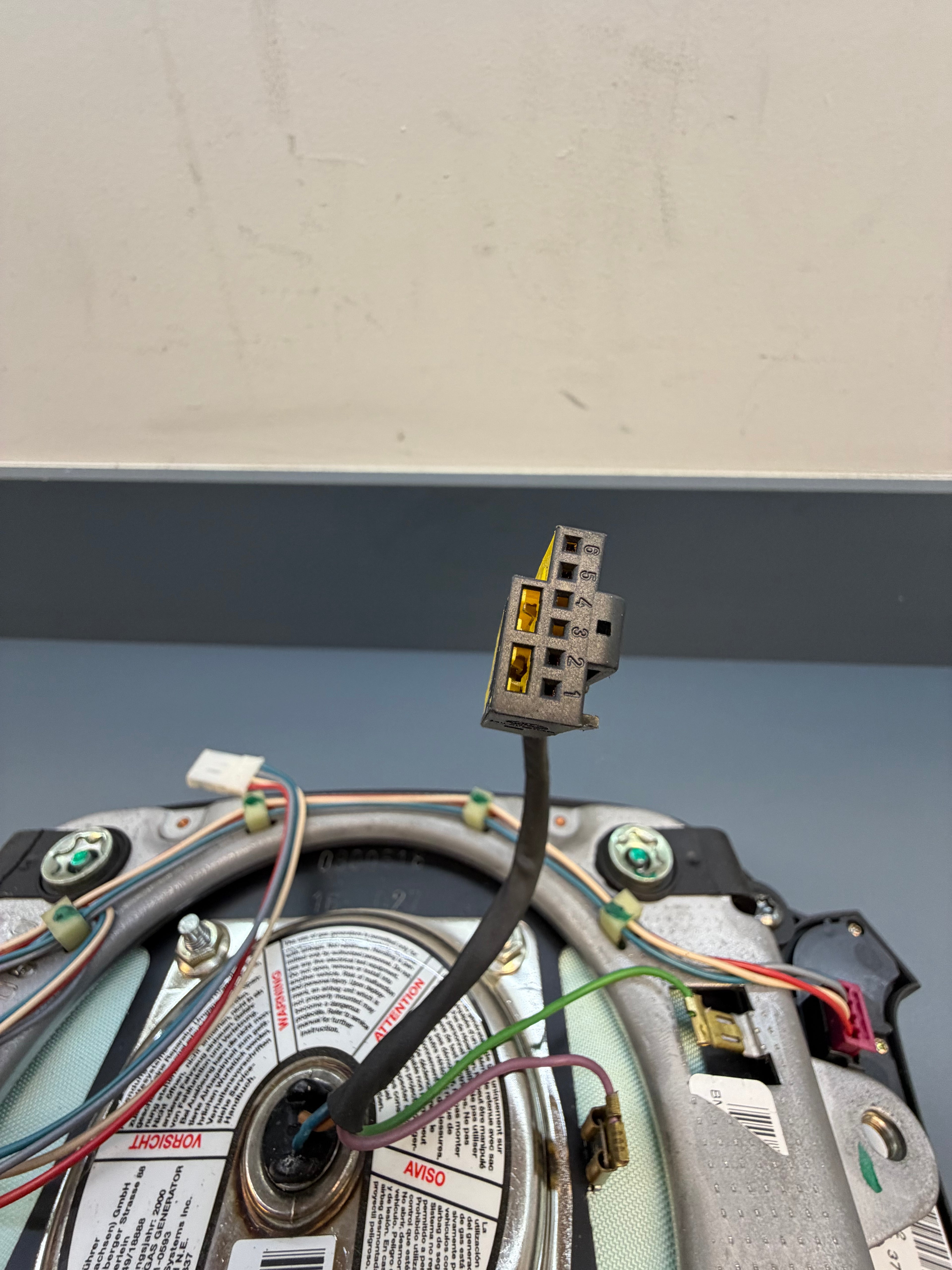 BMW E46 Steering Wheel Square Airbag