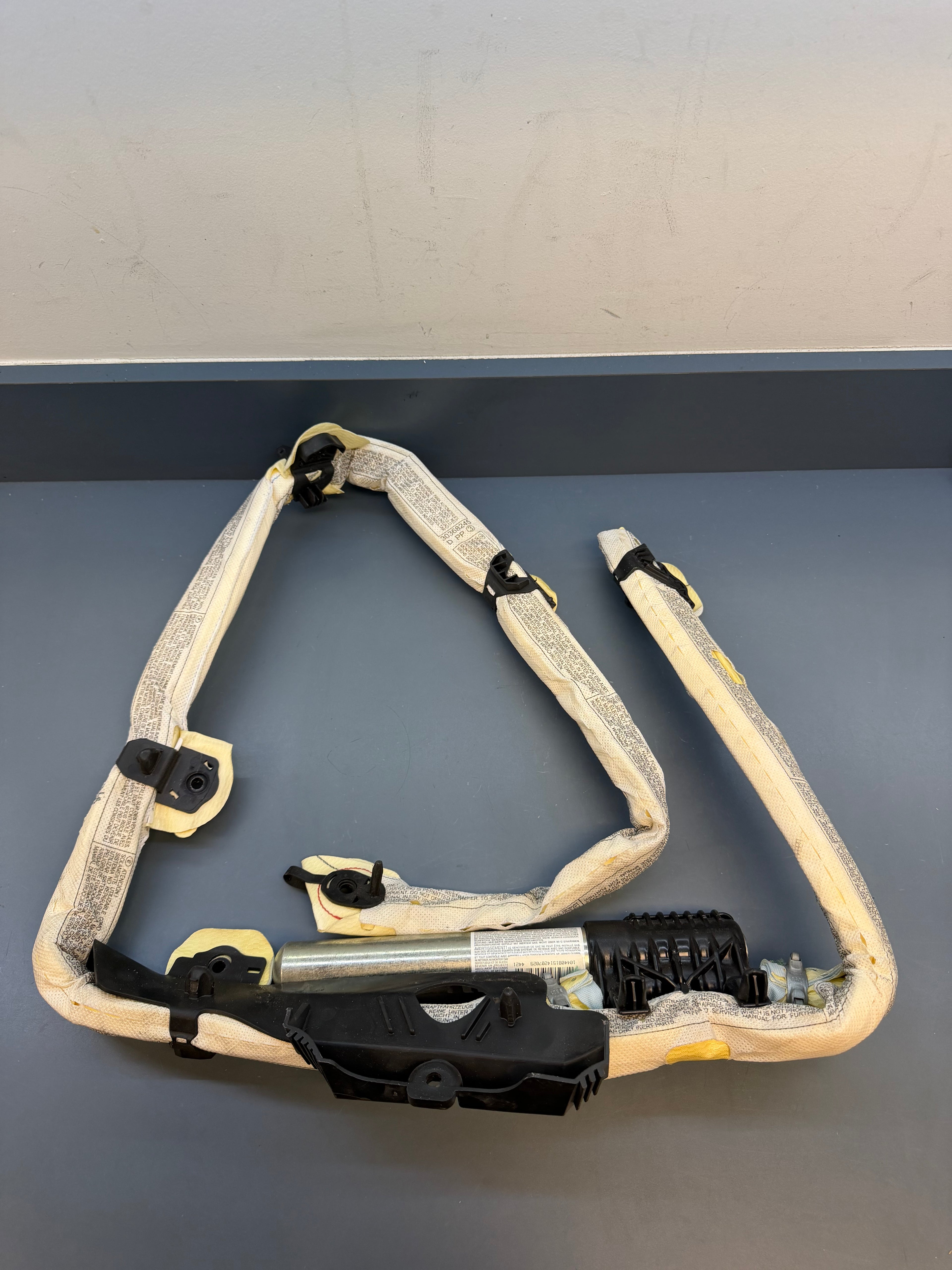 BMW E92 Left side Curtain Airbag 847118311129