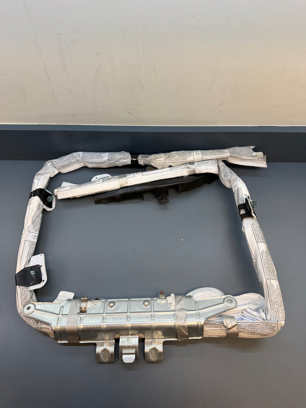 BMW F25 Left side Curtain Airbag 84918222515D