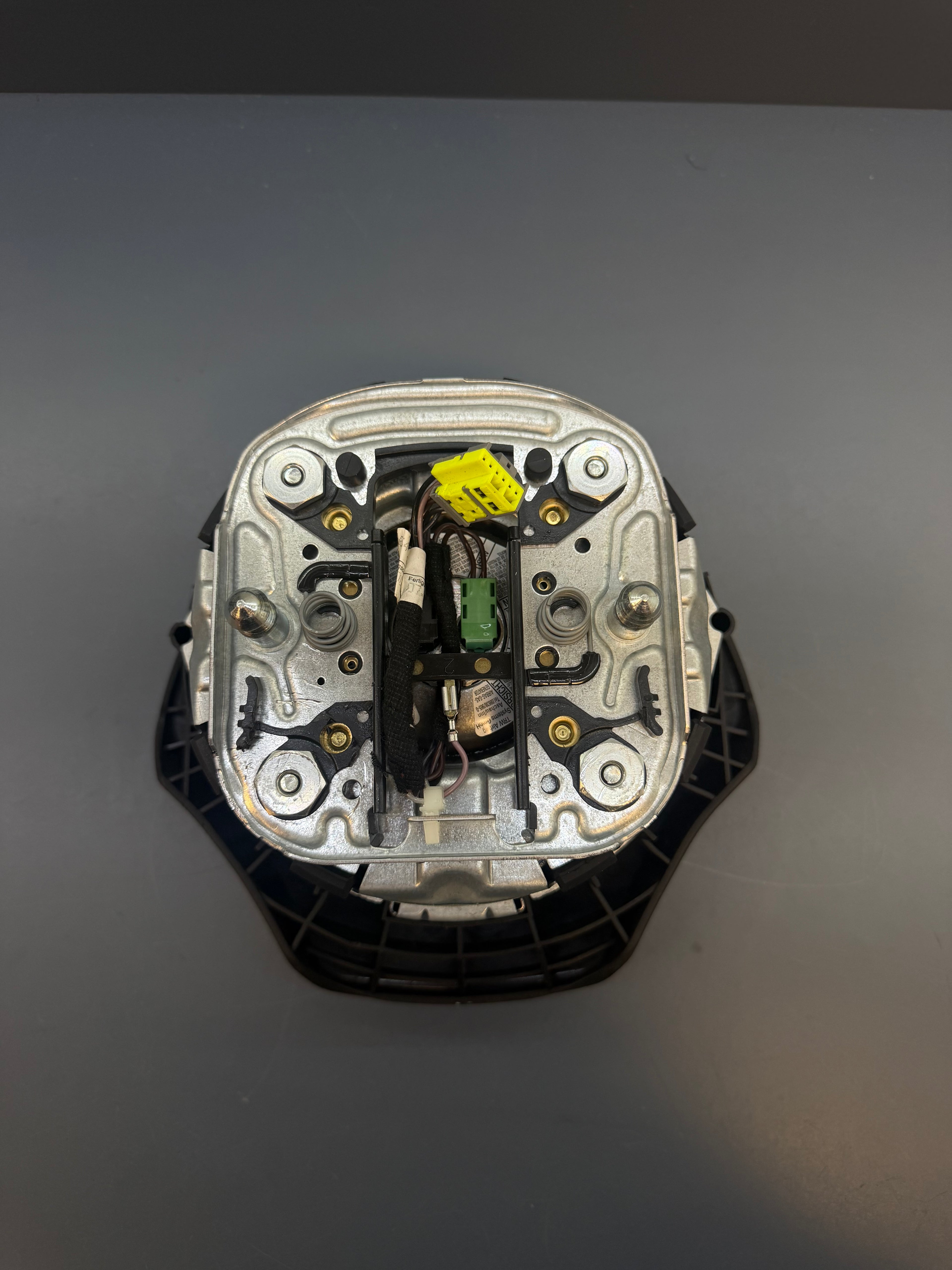 BMW E90 Steering Wheel Airbag 33677983201V