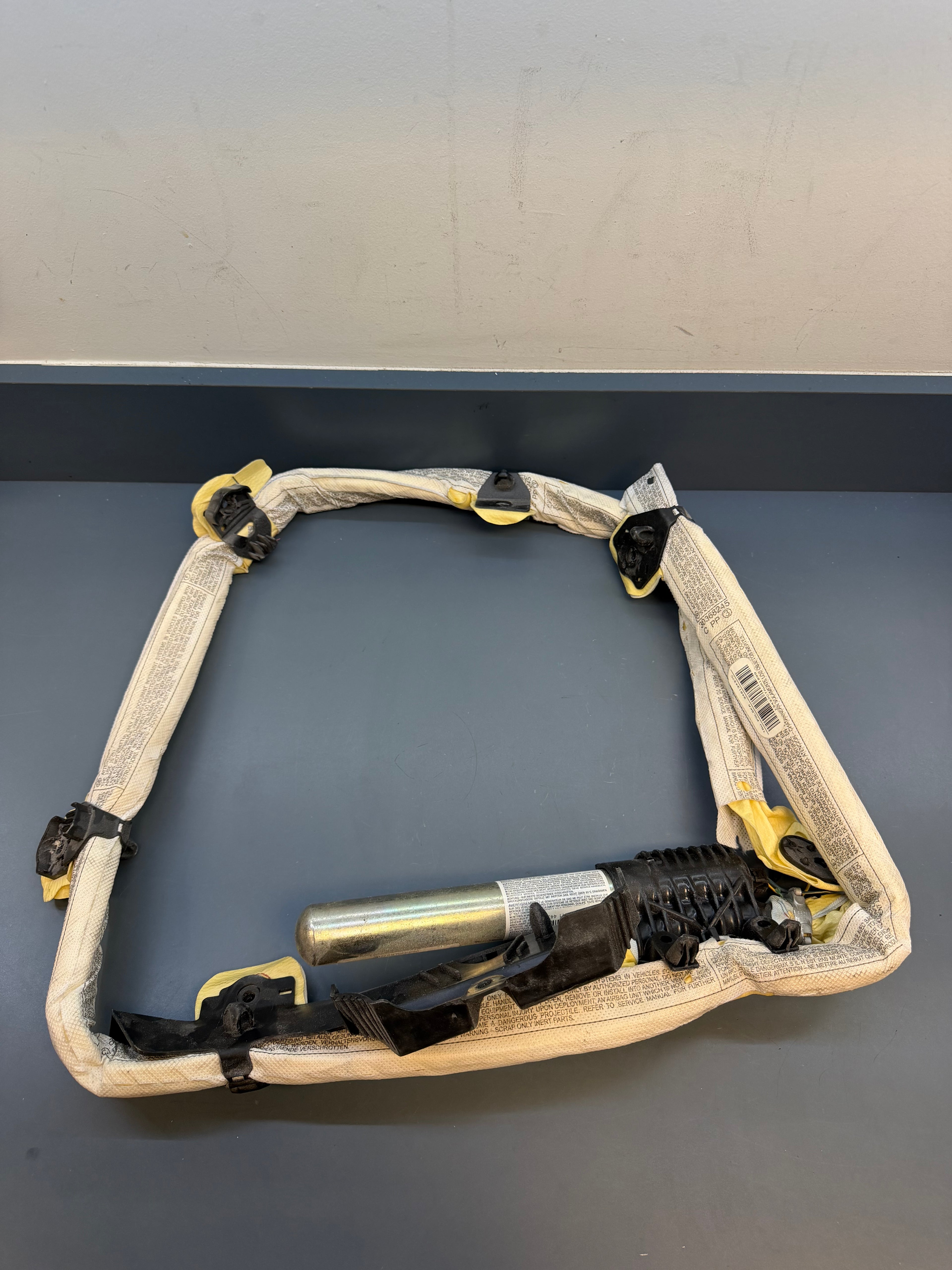 BMW E92 Left side Curtain Airbag 847118311103