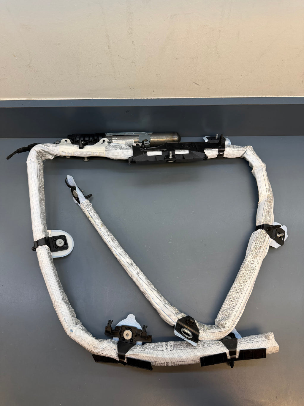 BMW E90 Right side Curtain Airbag 85696664607X