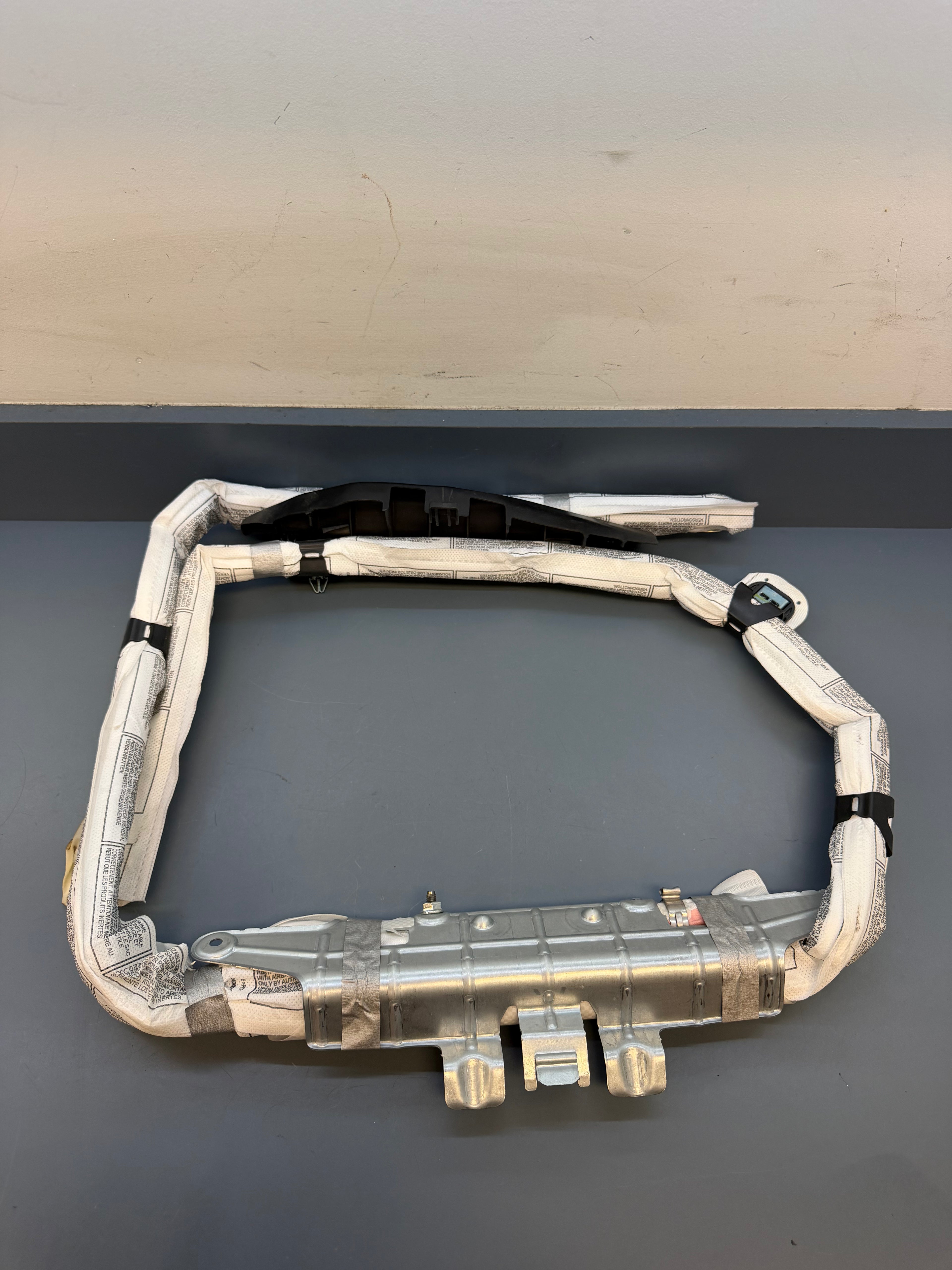 BMW F25 X3 Right pass side Curtain Airbag 35918222613B