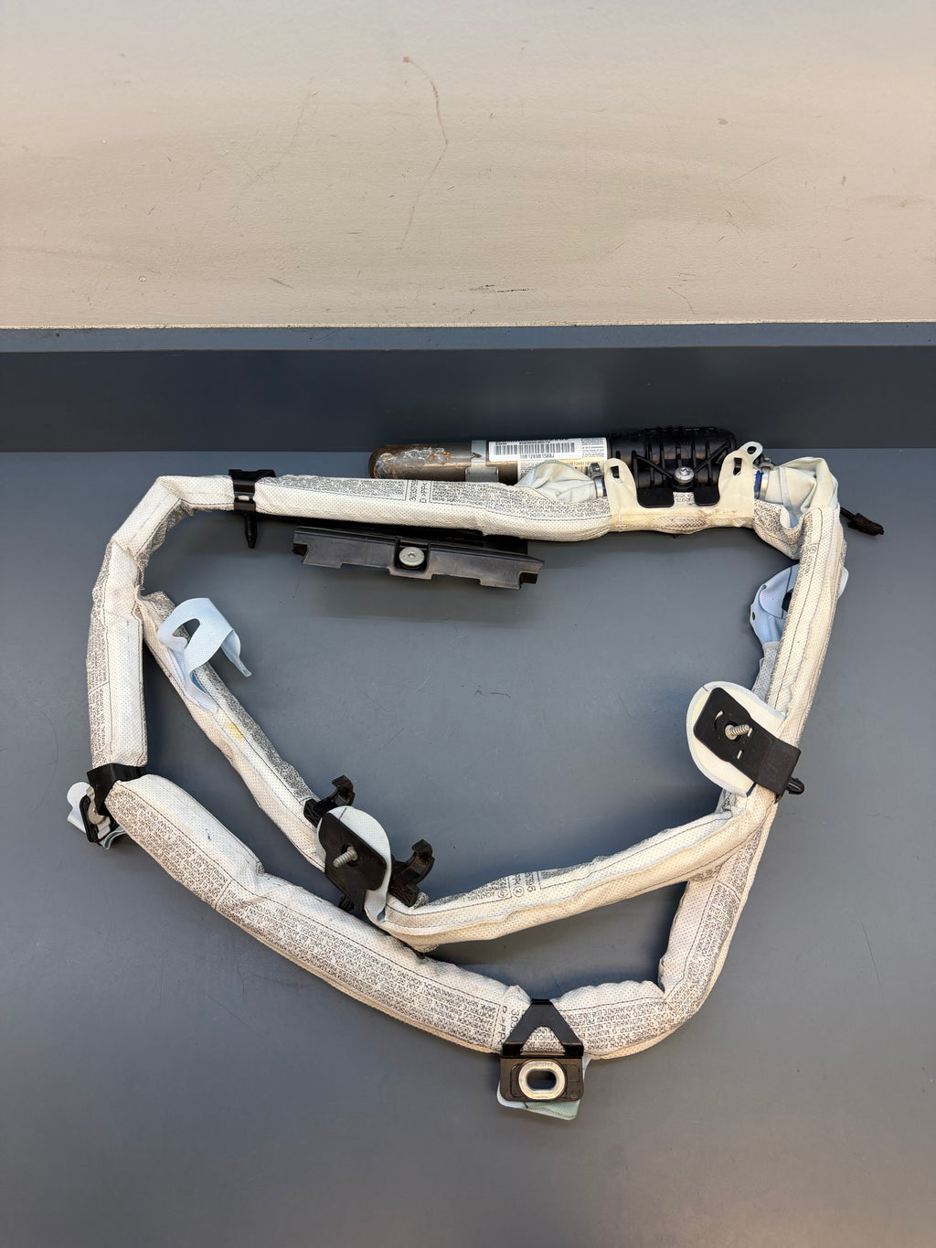 BMW E90 Right passenger side curtain Airbag 85696664607X