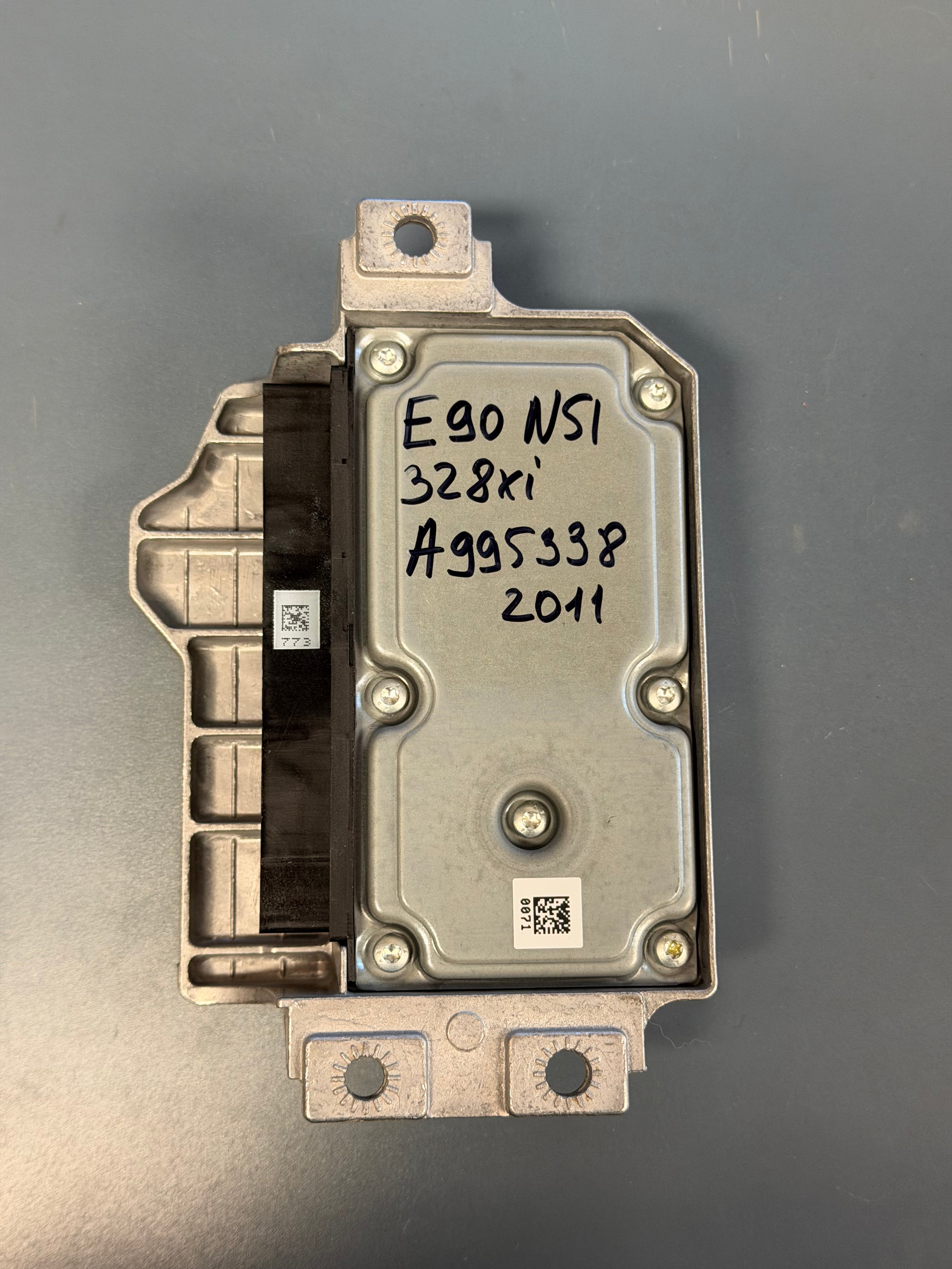 Airbag Control Module E90 9184433-02