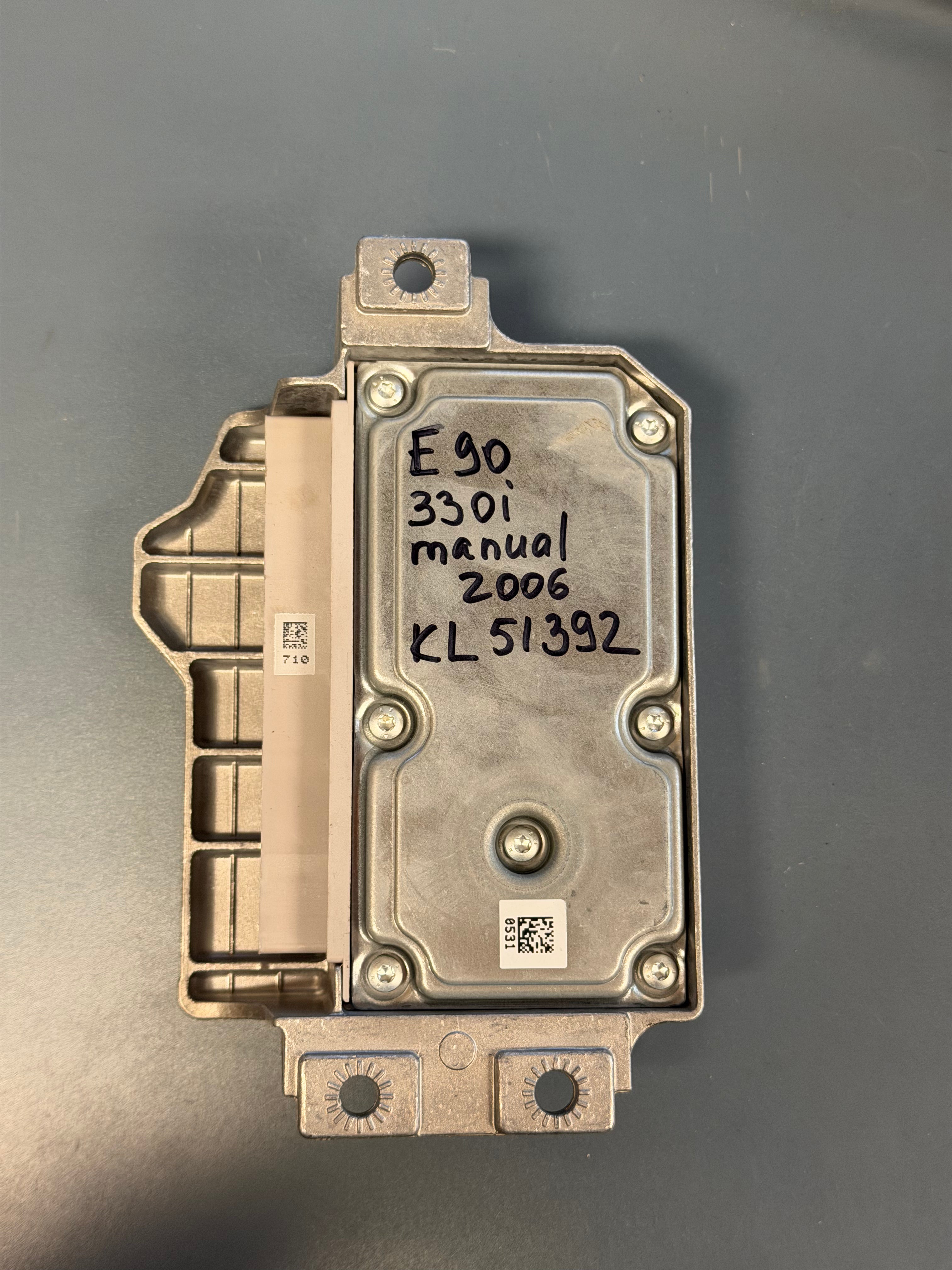 Airbag Control Module E90 6977427-02