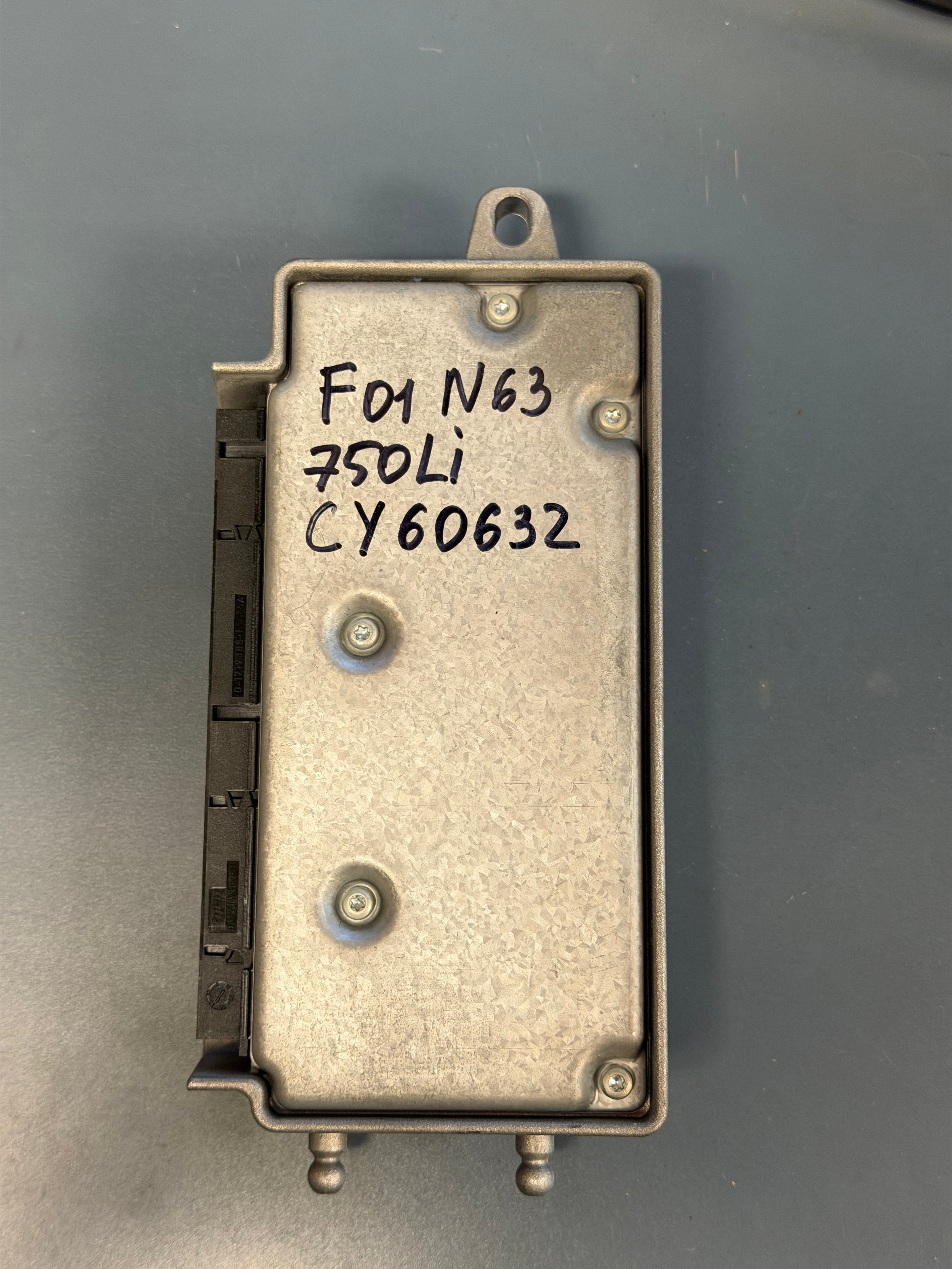 Airbag Control Module F01 9199756-01