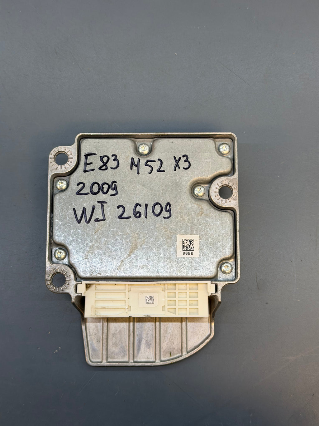 Airbag Control Module E83 65773453791-01