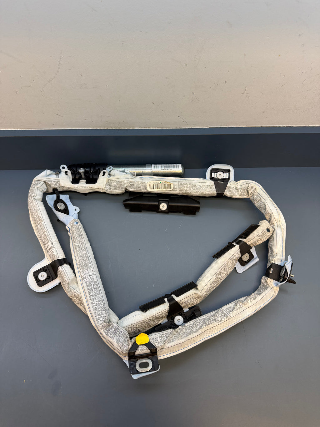 BMW E90 Left side Curtain Airbag 30357596