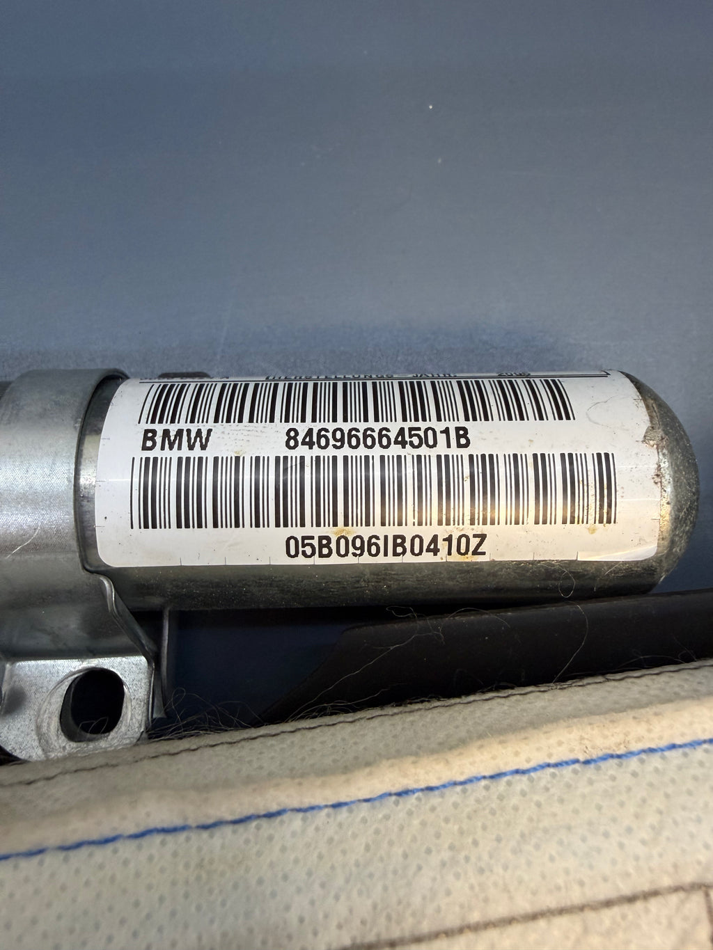 BMW E90 Left side Curtain Airbag 30357596