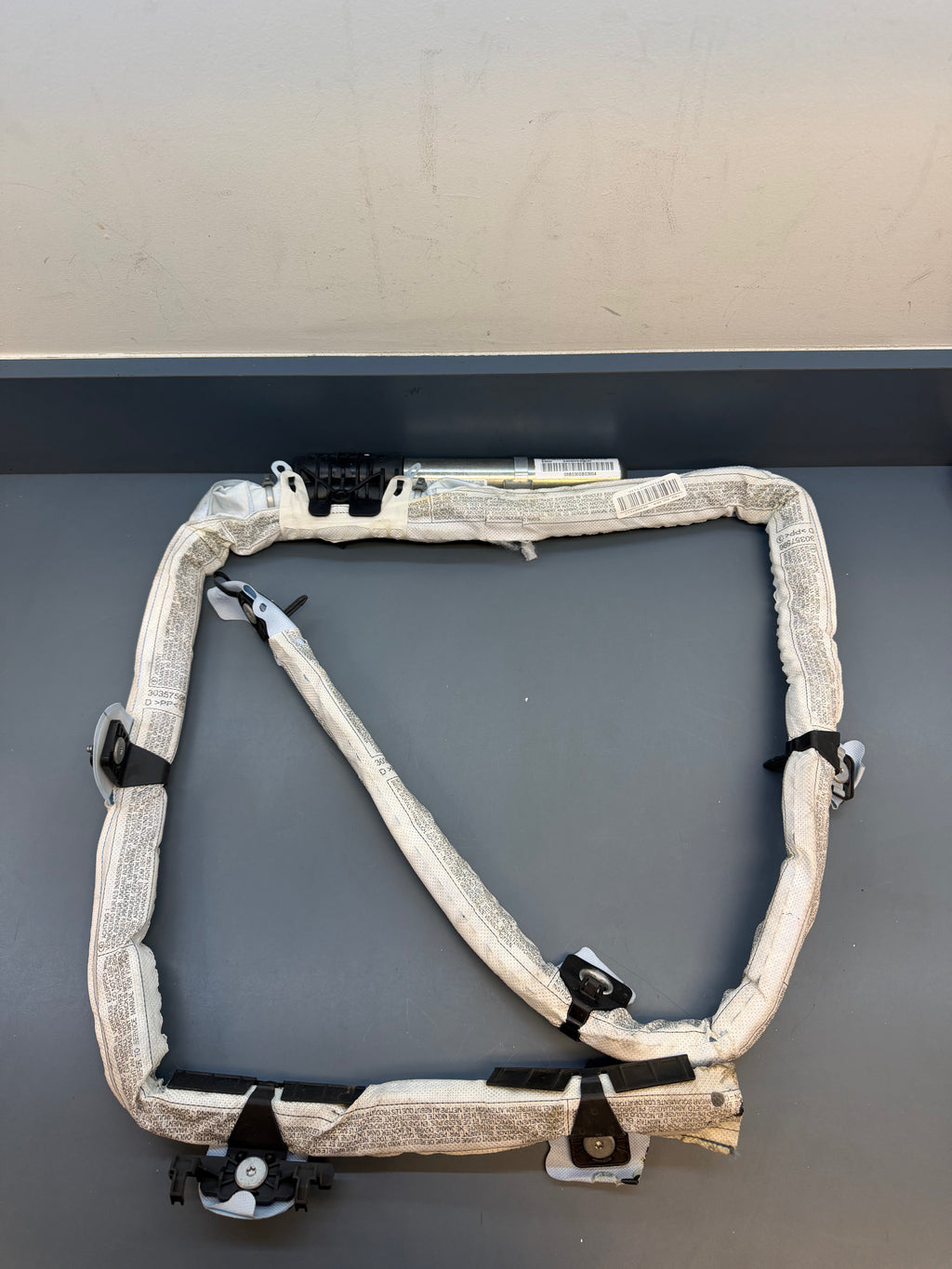 BMW E90 Left side Curtain Airbag 84696664503H