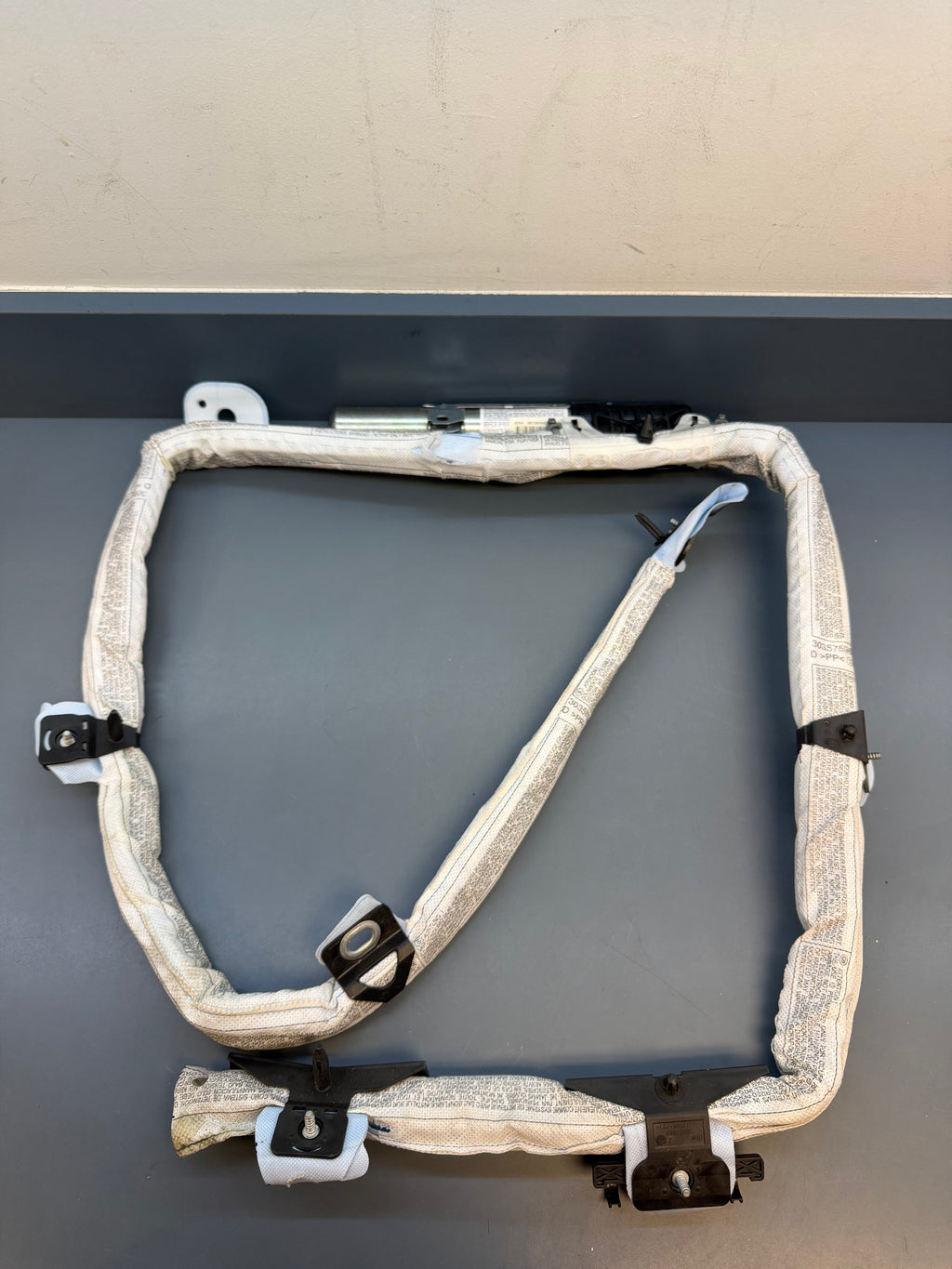 BMW E90 Left side Curtain Airbag 84696664503H
