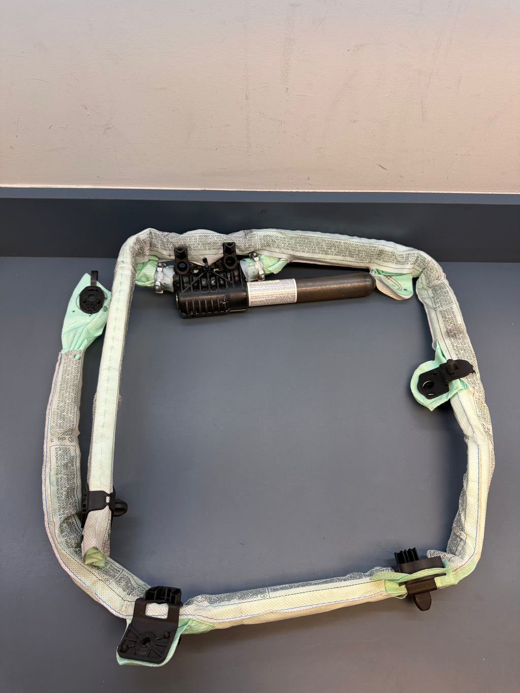 BMW E90 Left side Curtain Airbag 847118311170