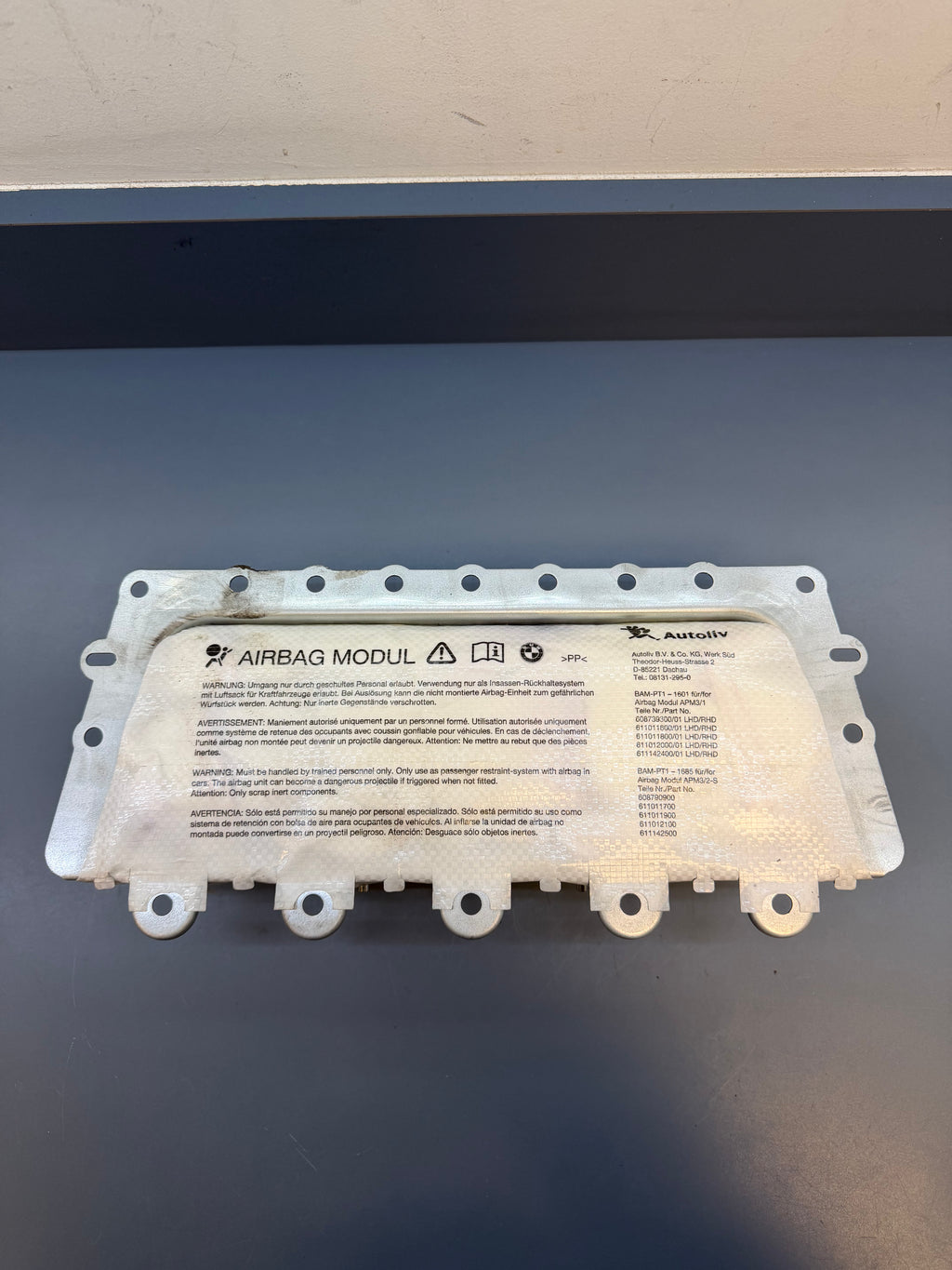 BMW F10 Right side Knees Airbag 39916624603