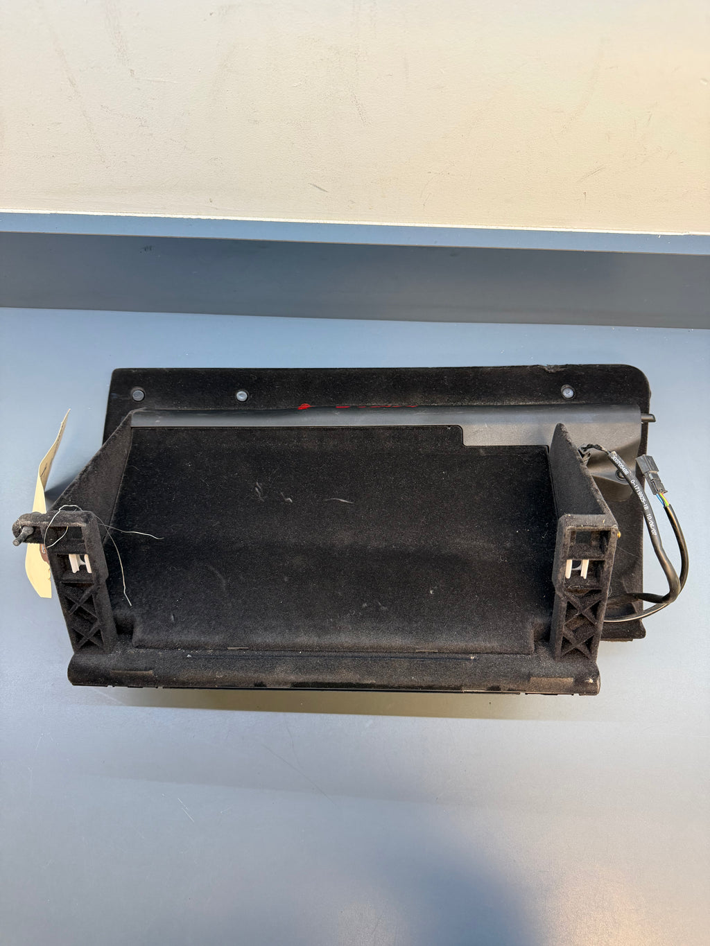 BMW E93 Right side Knees Airbag KV7151338050