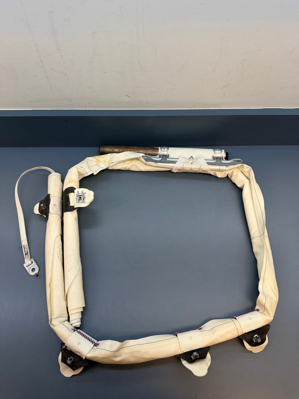 BMW F30 Right side Curtain Airbag 7239374-08