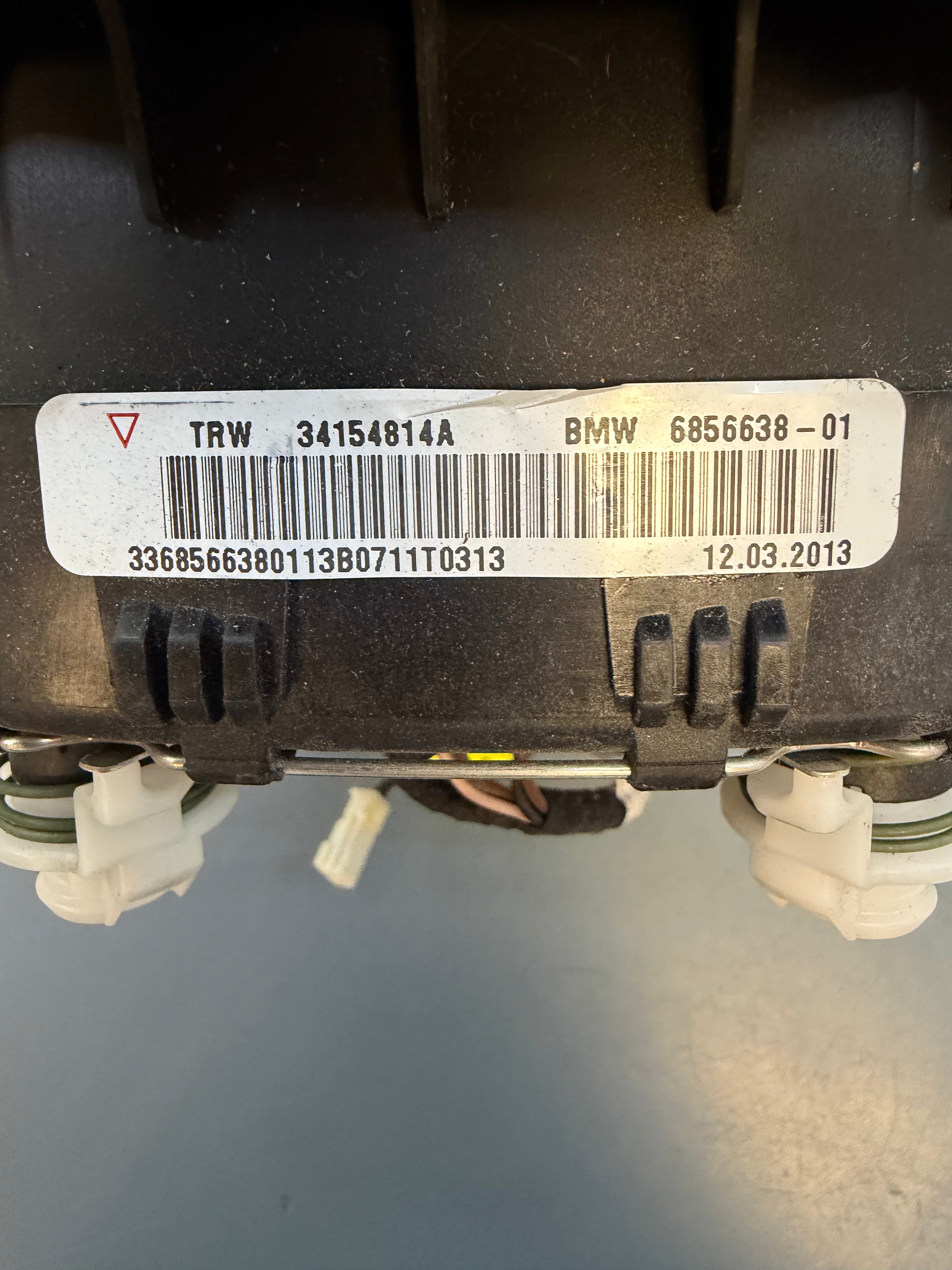 BMW F30 Steering Wheel Airbag 6856638-01