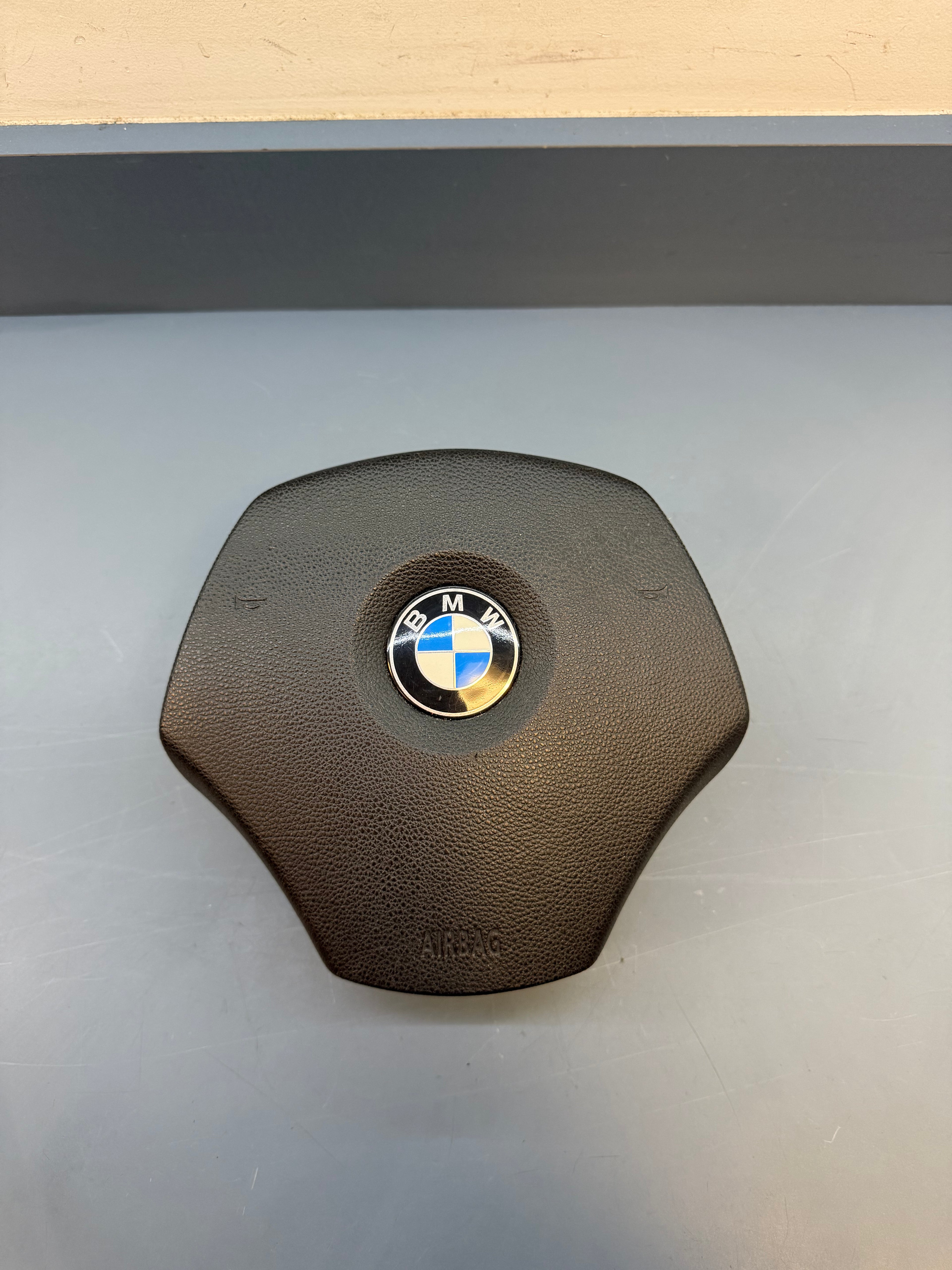 BMW E90 Steering Wheel Airbag 33677983201V