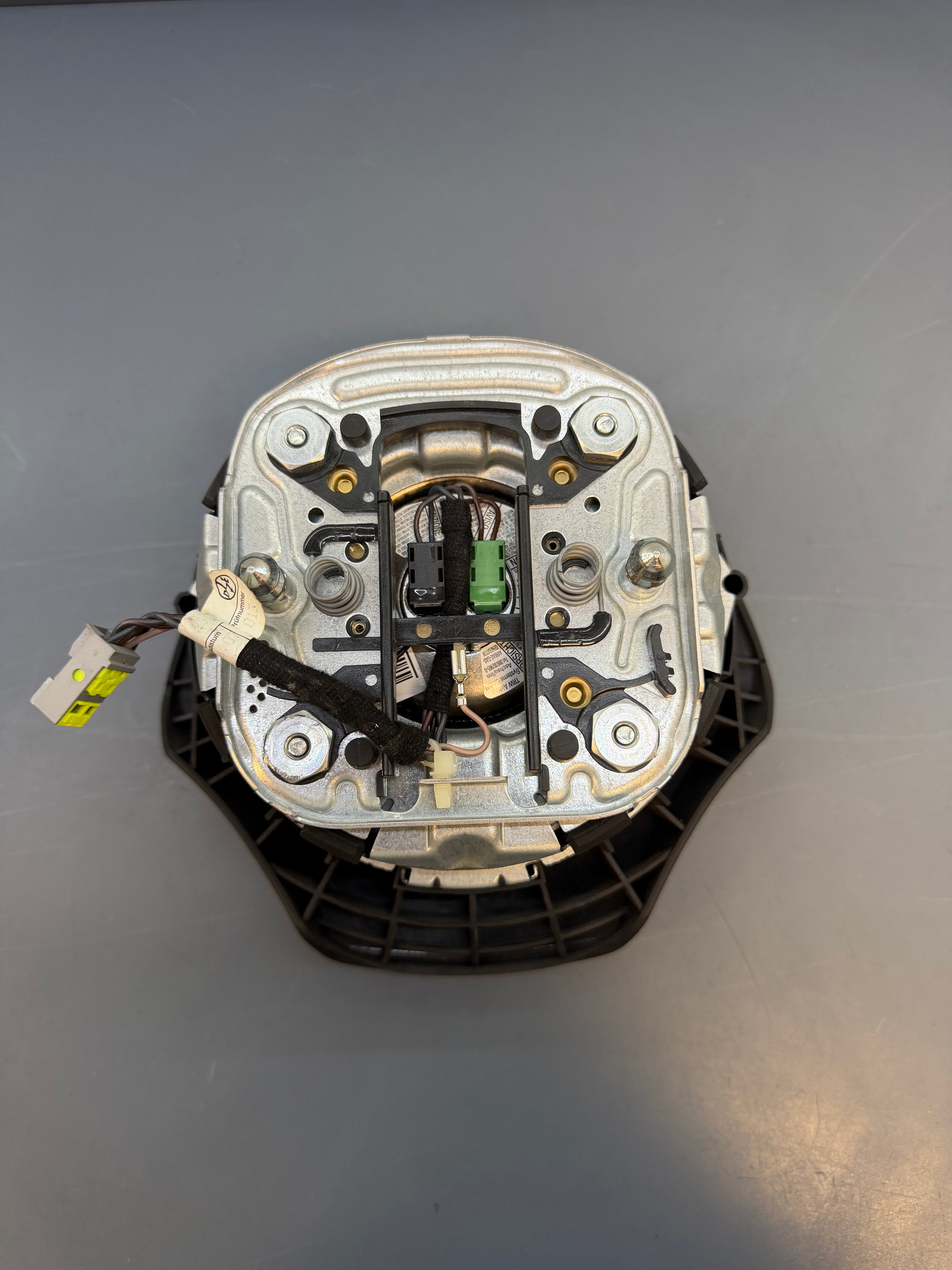 BMW E90 Steering Wheel Airbag 33677983201V