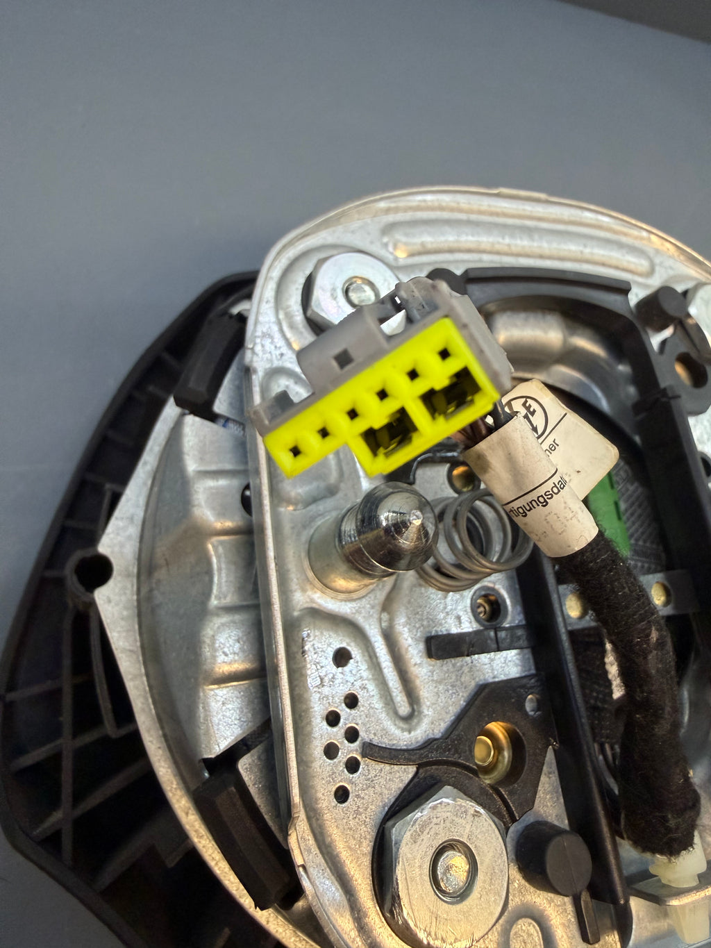 BMW E90 Steering Wheel Airbag 33677983201V