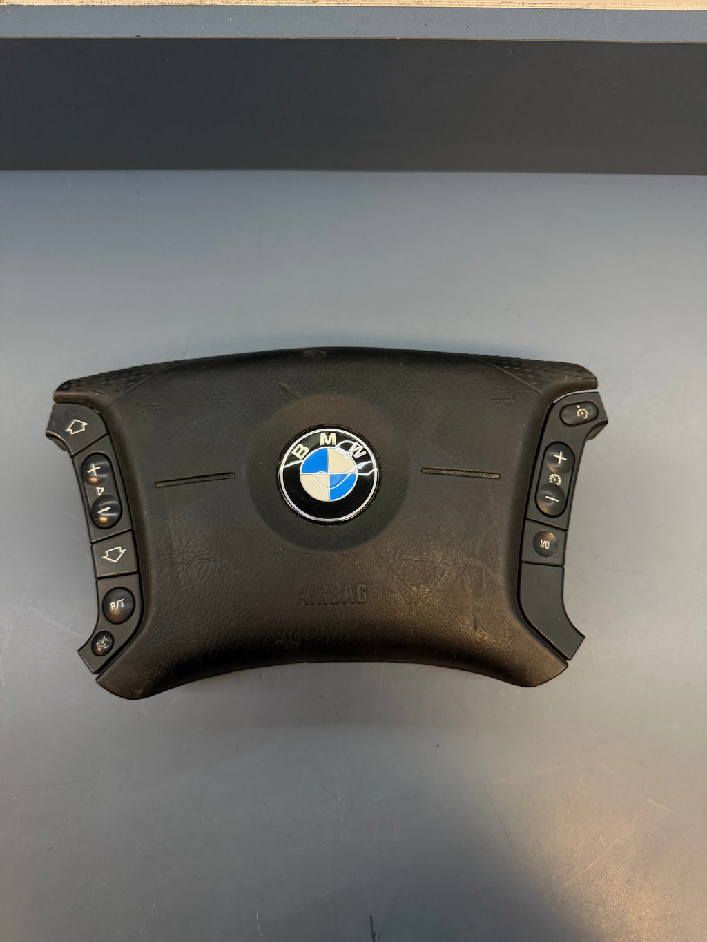 BMW E46 Steering Wheel Airbag square 33675789307E