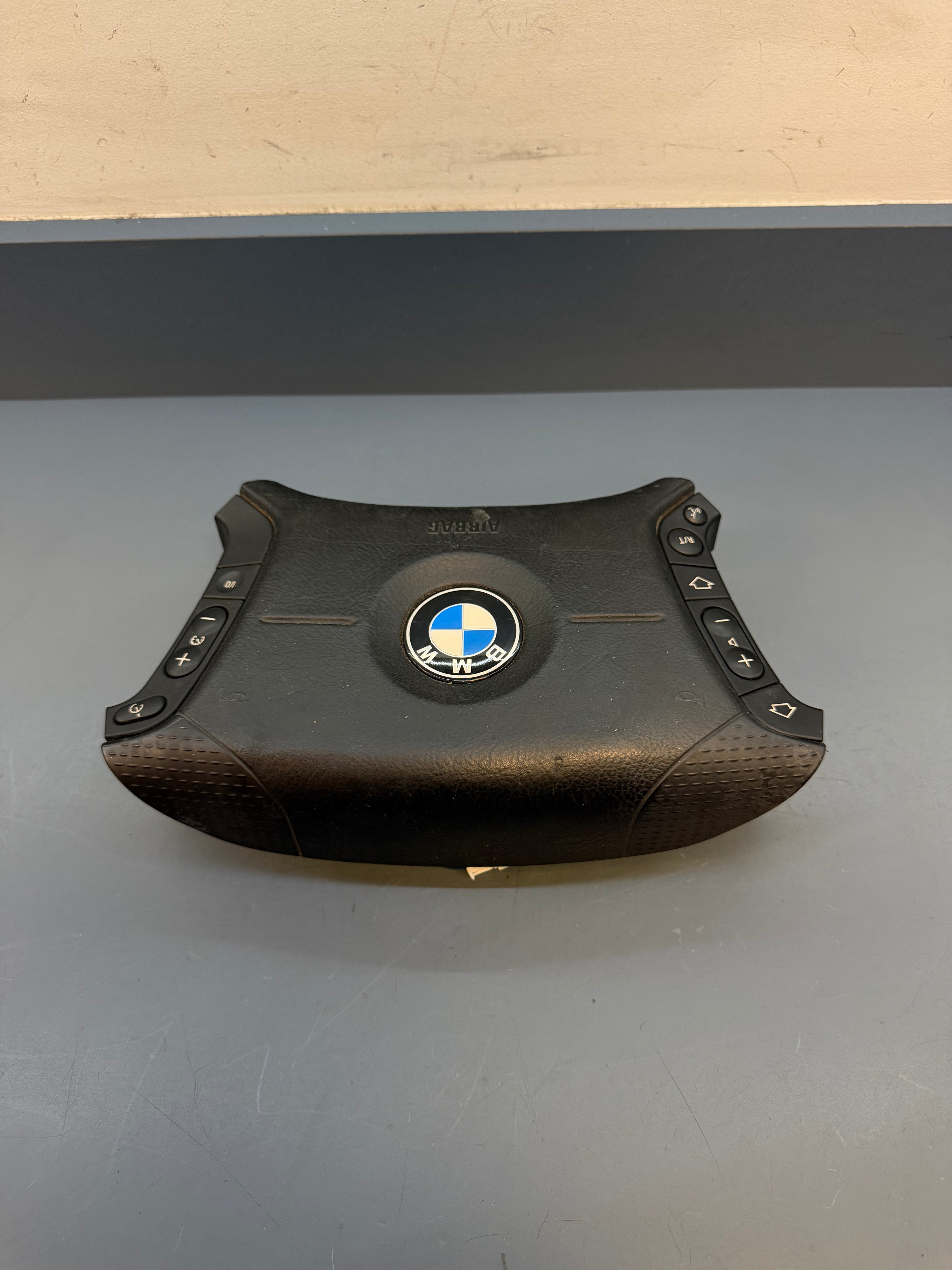 BMW E46 Steering Wheel Airbag square 33675789308H